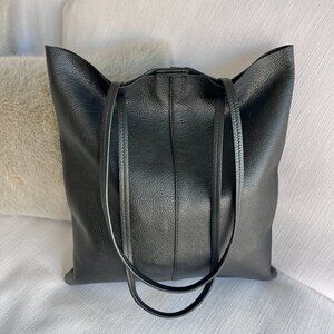 Banana Republic Black Leather Tote Bag Slim Classic Minimalist